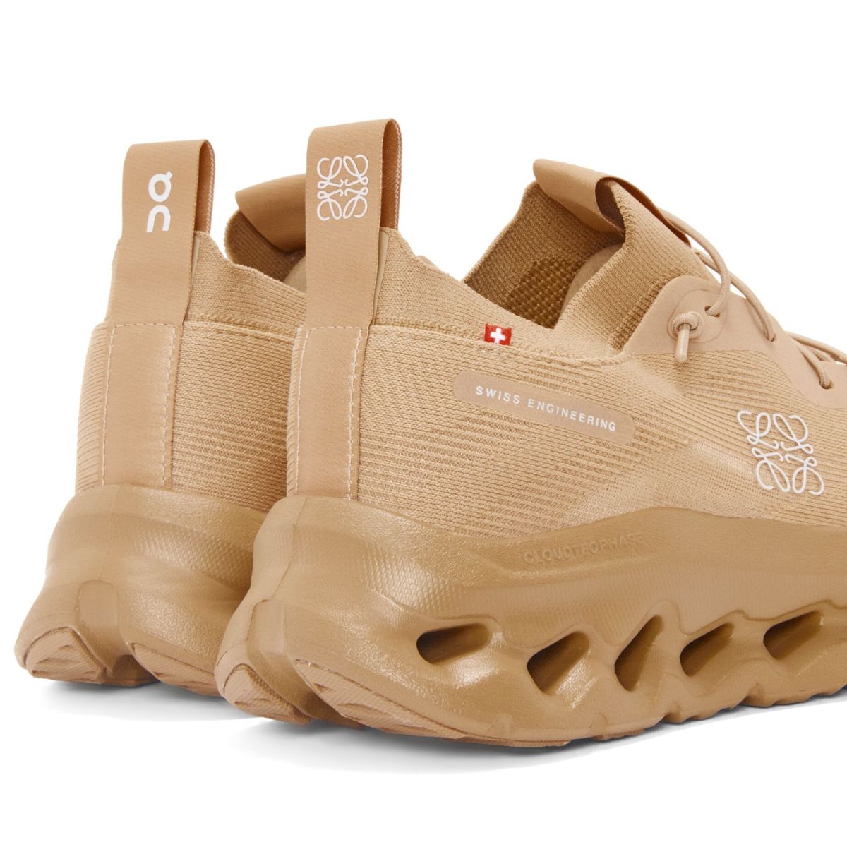 On x LOEWE Cloudtilt 'Dark Sand'